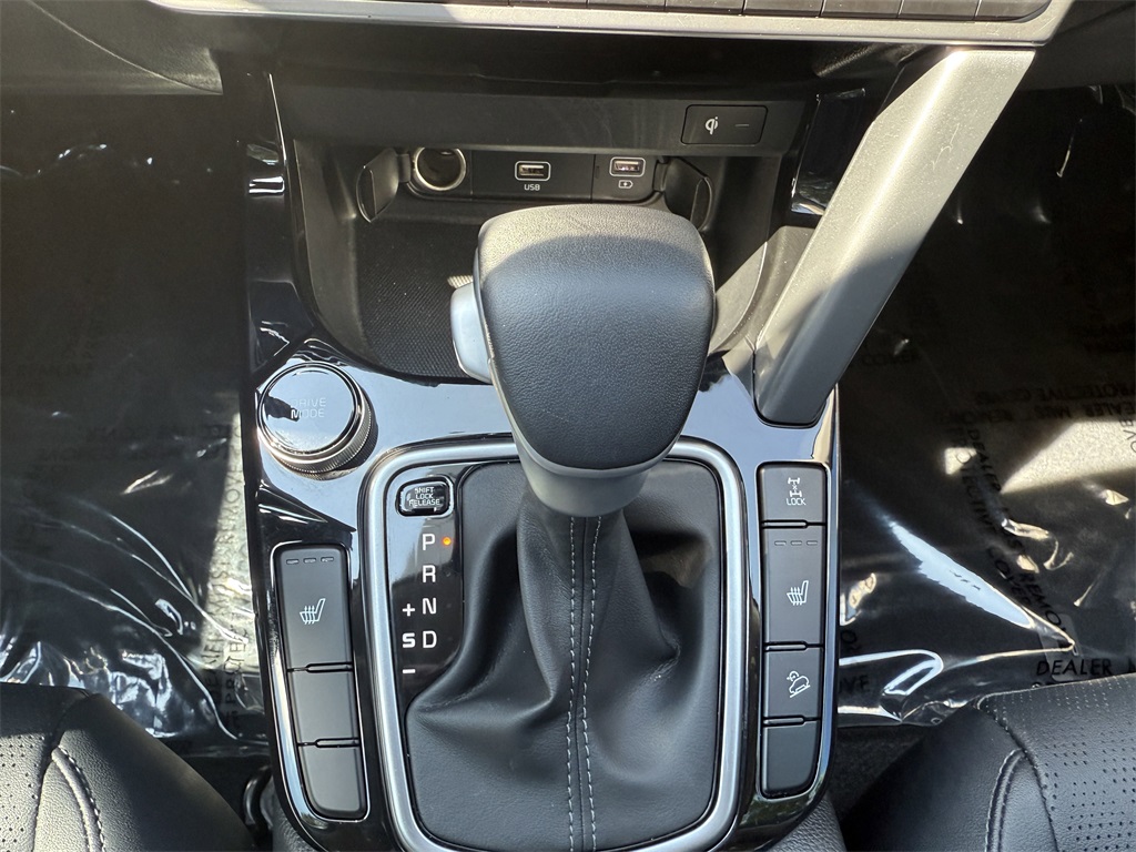 used 2023 Kia Seltos car, priced at $23,450