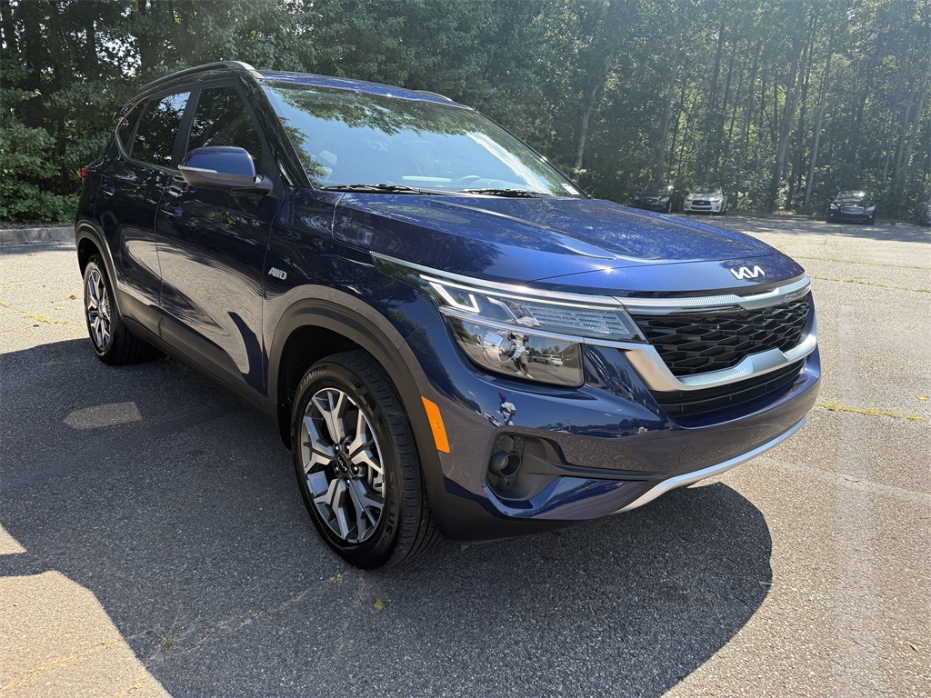 used 2023 Kia Seltos car, priced at $23,450