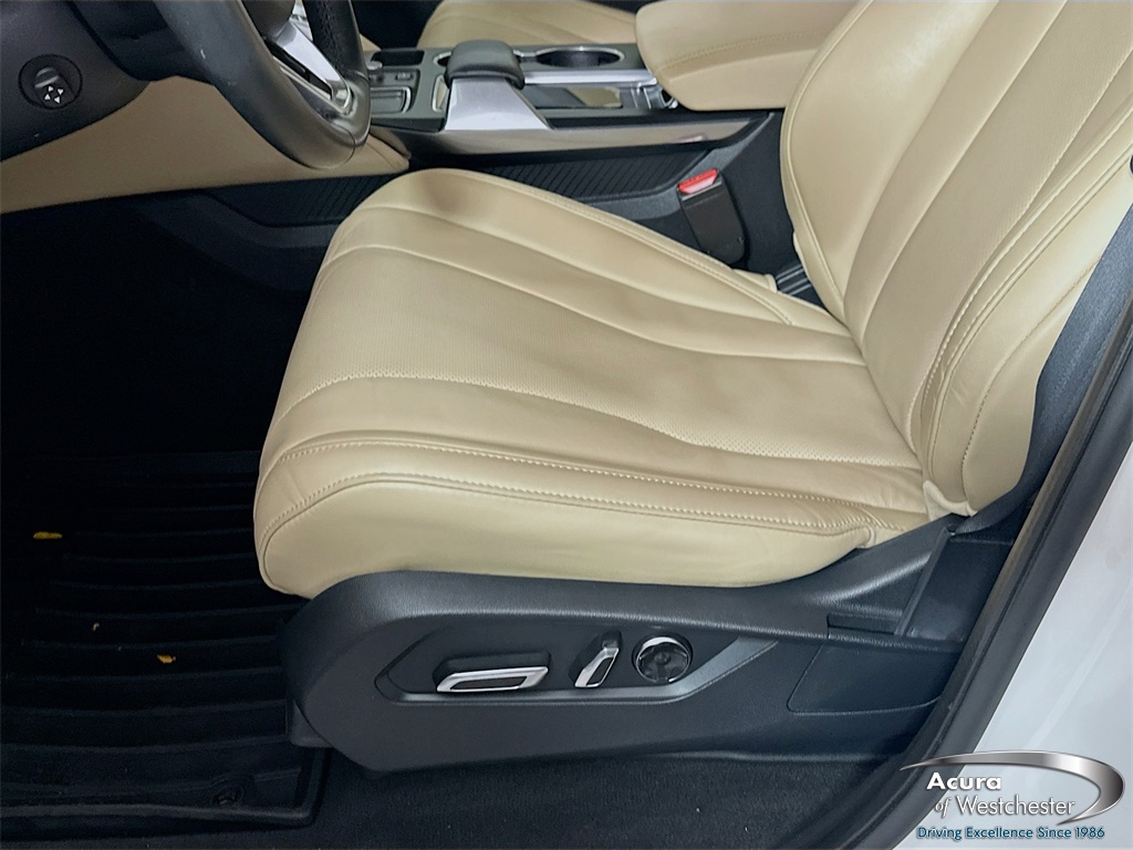 used 2023 Acura MDX car, priced at $37,499