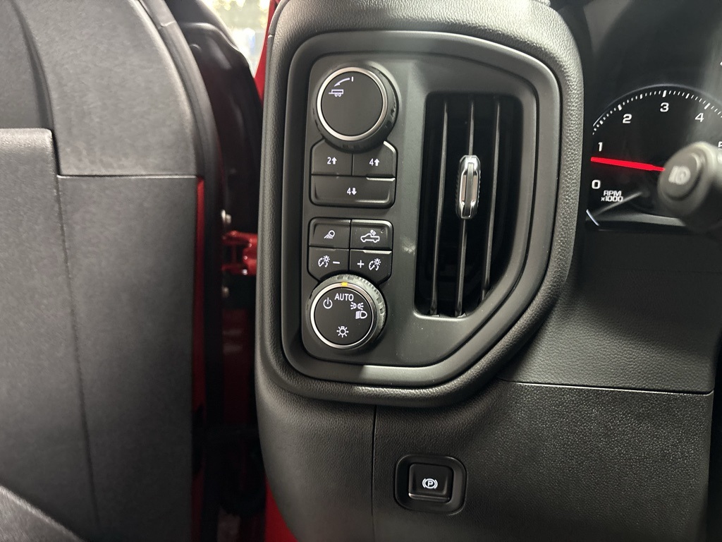 new 2025 Chevrolet Silverado 2500HD car, priced at $64,412