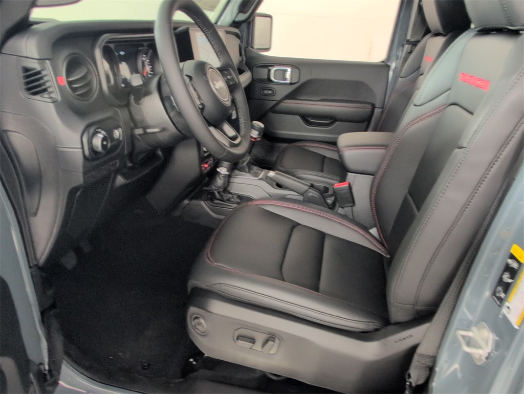new 2025 Jeep Wrangler car, priced at $55,630