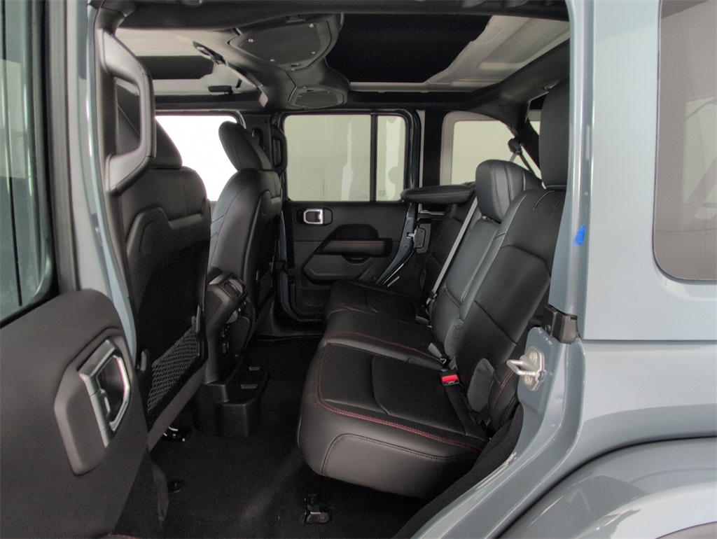 new 2025 Jeep Wrangler car, priced at $55,630