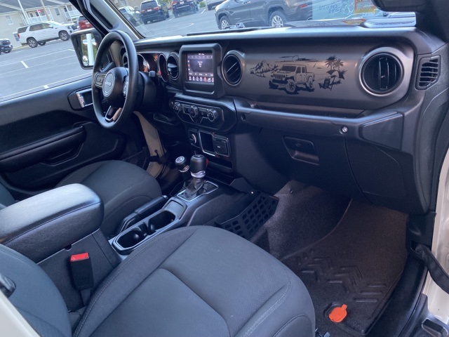 used 2020 Jeep Gladiator car, priced at $29,068