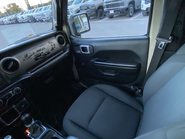 used 2020 Jeep Gladiator car, priced at $29,068