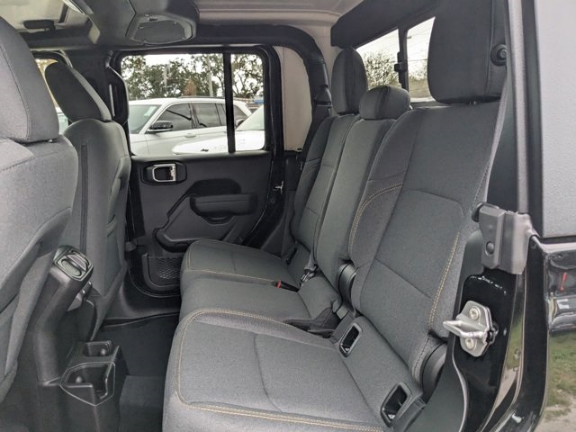 new 2025 Jeep Gladiator car, priced at $38,702