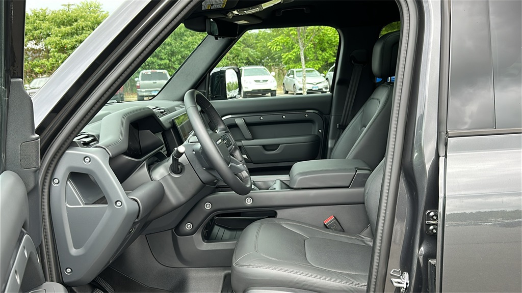 used 2025 Land Rover Defender 110 car, priced at $77,899