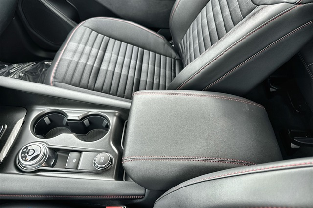 new 2025 Ford Explorer car, priced at $52,270