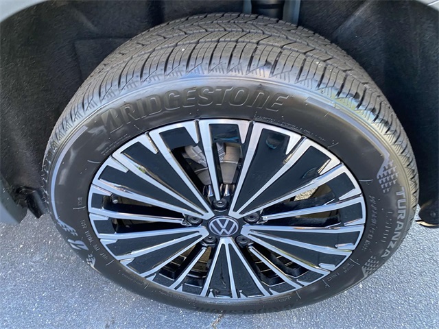 new 2025 Volkswagen Taos car, priced at $30,816