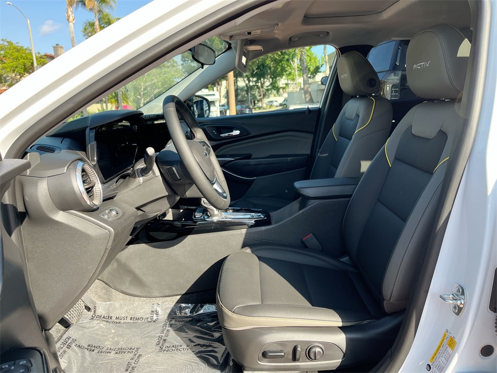 new 2026 Chevrolet Trax car, priced at $28,385
