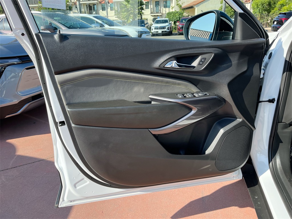 new 2026 Chevrolet Trax car, priced at $28,385