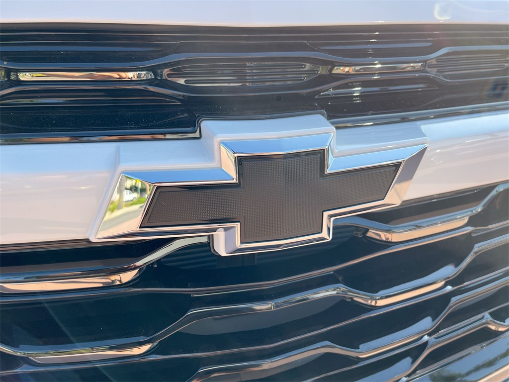 new 2026 Chevrolet Trax car, priced at $28,385