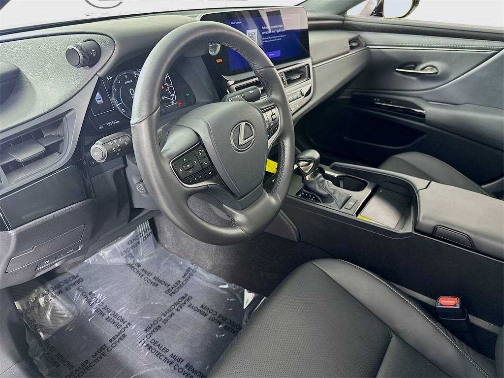 used 2024 Lexus ES car, priced at $41,590