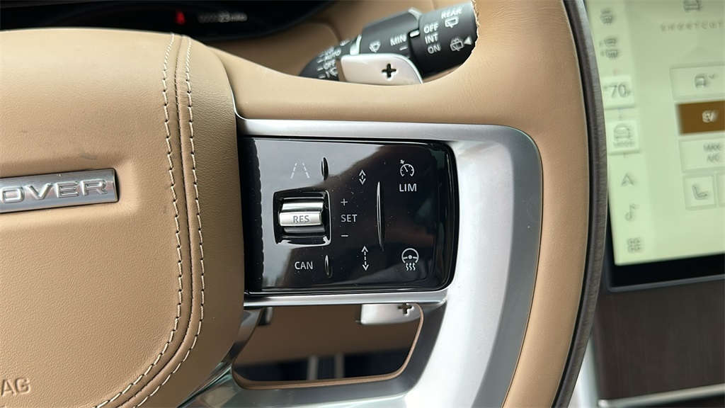 new 2025 Land Rover Range Rover Plug-In Hybrid car, priced at $126,880