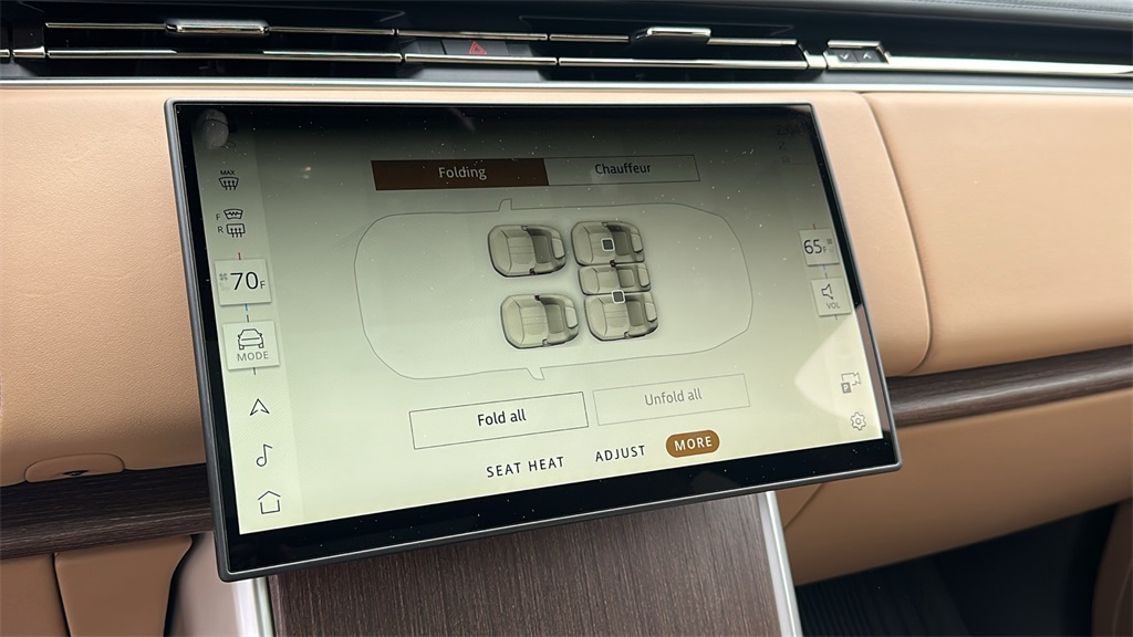 new 2025 Land Rover Range Rover Plug-In Hybrid car, priced at $126,880