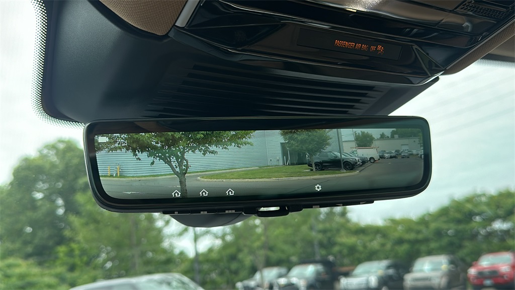 new 2025 Land Rover Range Rover Plug-In Hybrid car, priced at $126,880