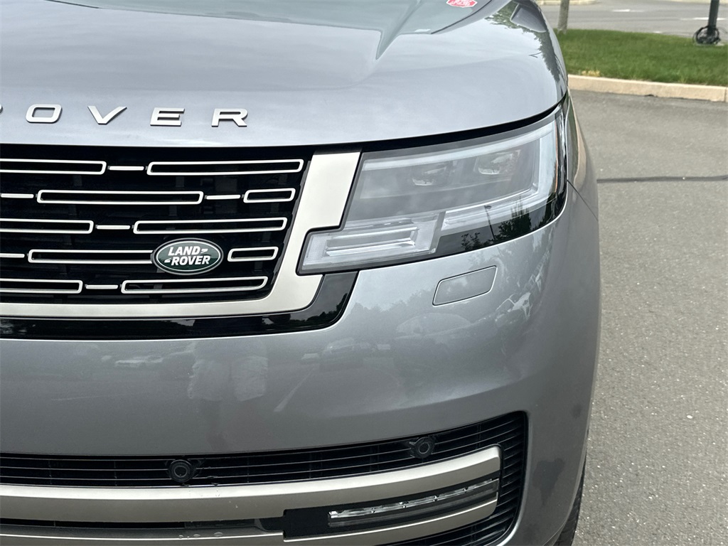 new 2025 Land Rover Range Rover Plug-In Hybrid car, priced at $126,880