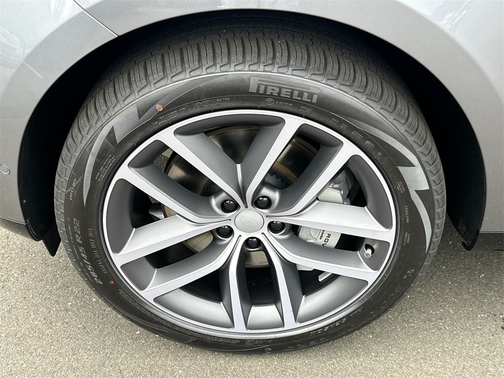 new 2025 Land Rover Range Rover Plug-In Hybrid car, priced at $126,880