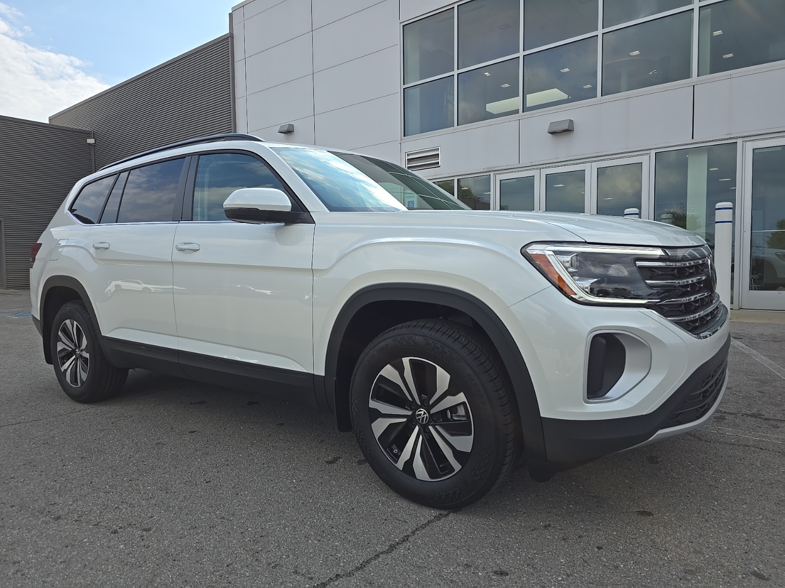 new 2026 Volkswagen Atlas car