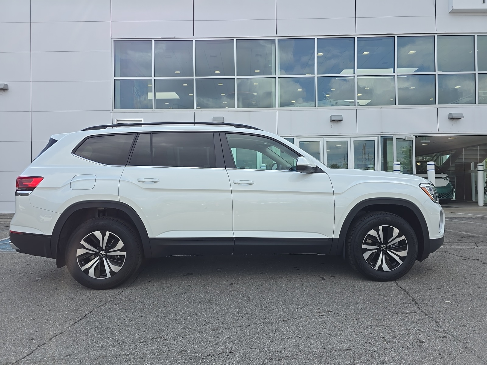 new 2026 Volkswagen Atlas car