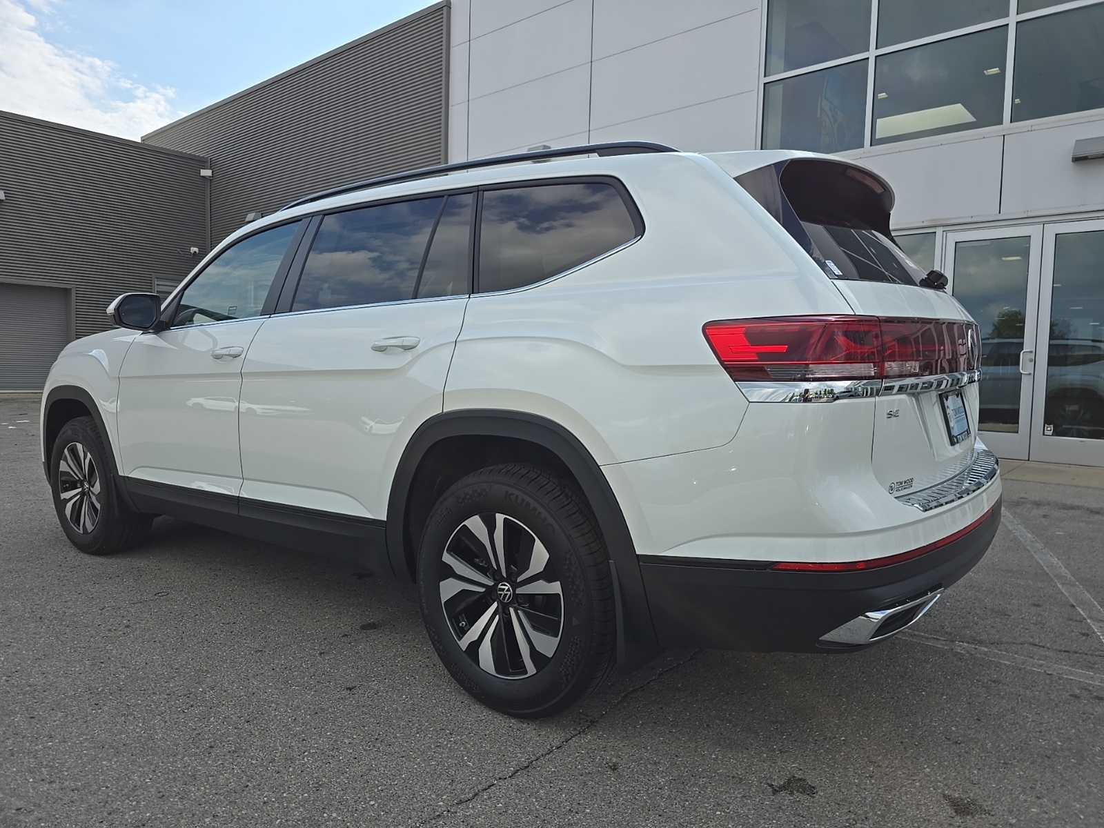 new 2026 Volkswagen Atlas car