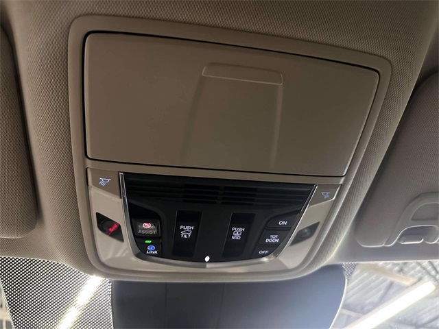 used 2022 Acura RDX car, priced at $34,700