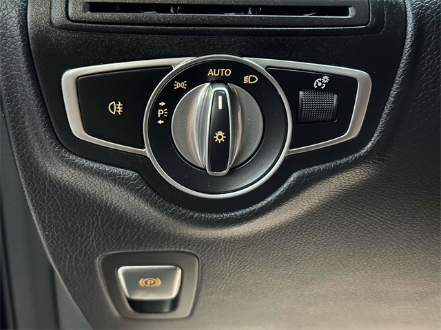 used 2022 Mercedes-Benz GLC car, priced at $38,991