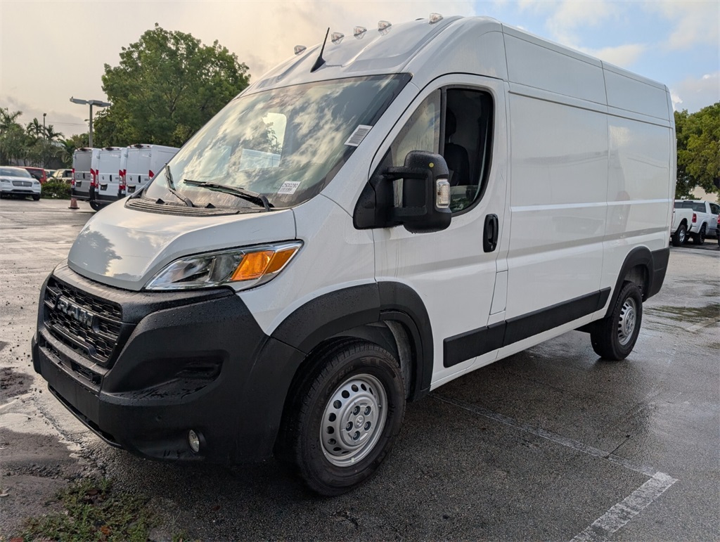 new 2025 Ram ProMaster 1500 car, priced at $45,307