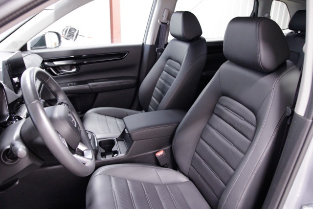 used 2024 Honda CR-V car, priced at $34,885