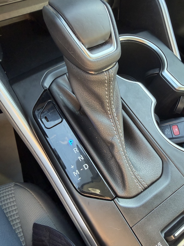 used 2022 Toyota Highlander car, priced at $31,903