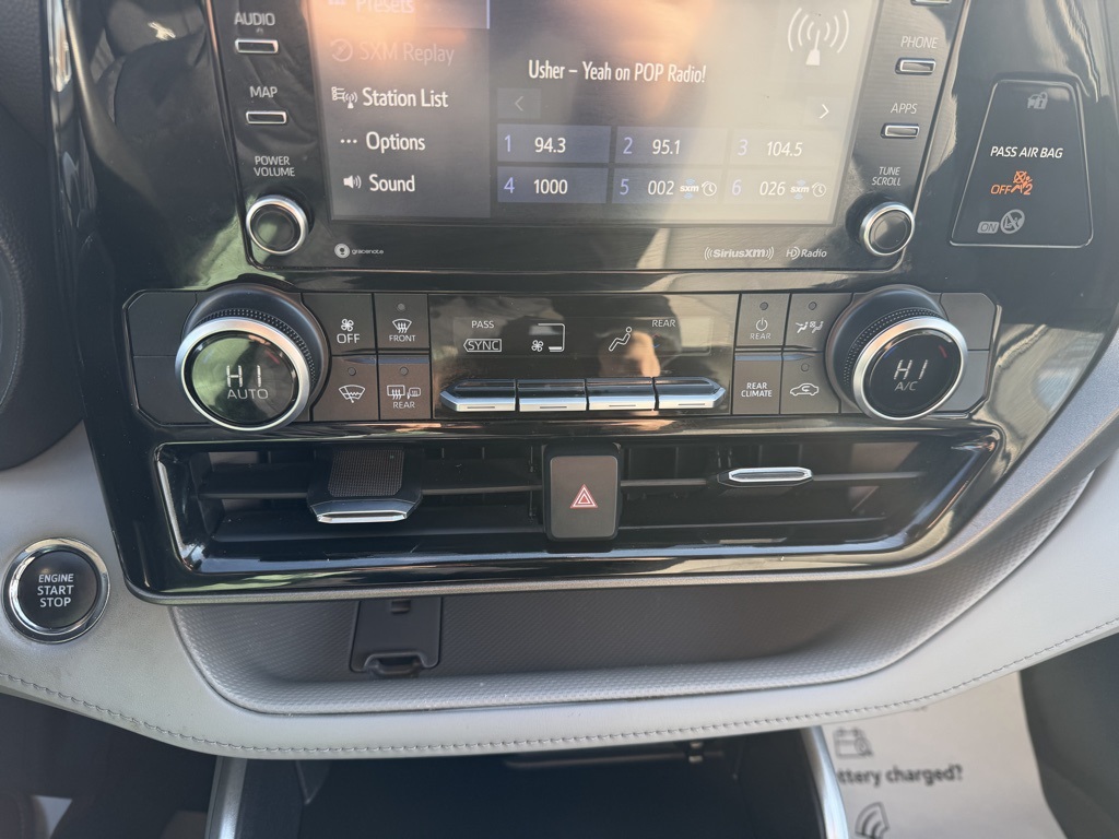 used 2022 Toyota Highlander car, priced at $31,903