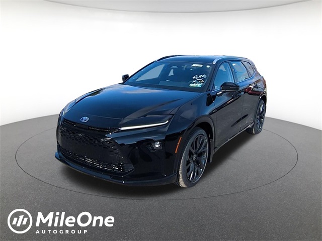 new 2025 Toyota Crown Signia car, priced at $48,601