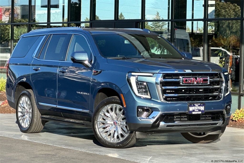 used 2025 GMC Yukon car, priced at $71,947
