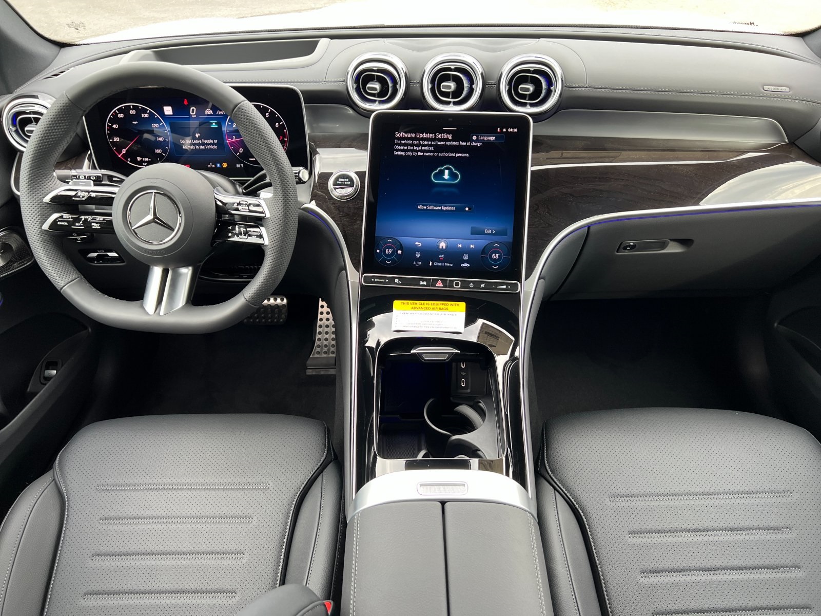 new 2026 Mercedes-Benz GLC car