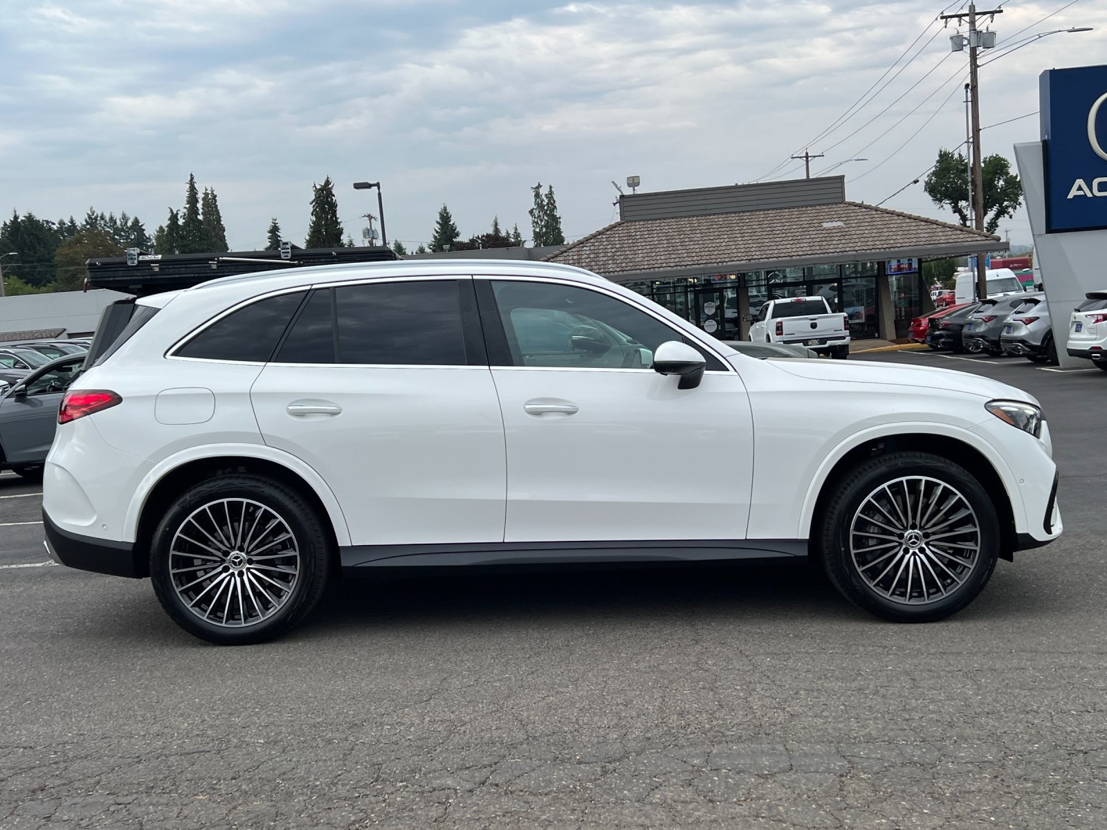 new 2026 Mercedes-Benz GLC car