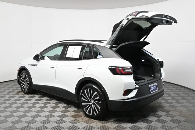 used 2024 Volkswagen ID.4 car, priced at $24,200
