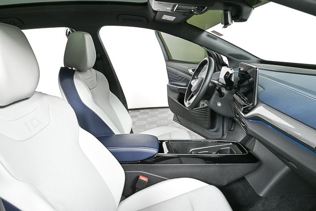 used 2024 Volkswagen ID.4 car, priced at $24,200