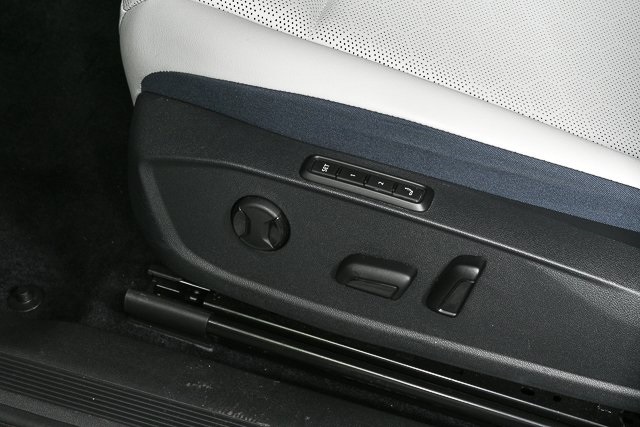 used 2024 Volkswagen ID.4 car, priced at $24,200