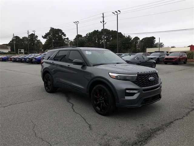 used 2024 Ford Explorer car, priced at $47,987