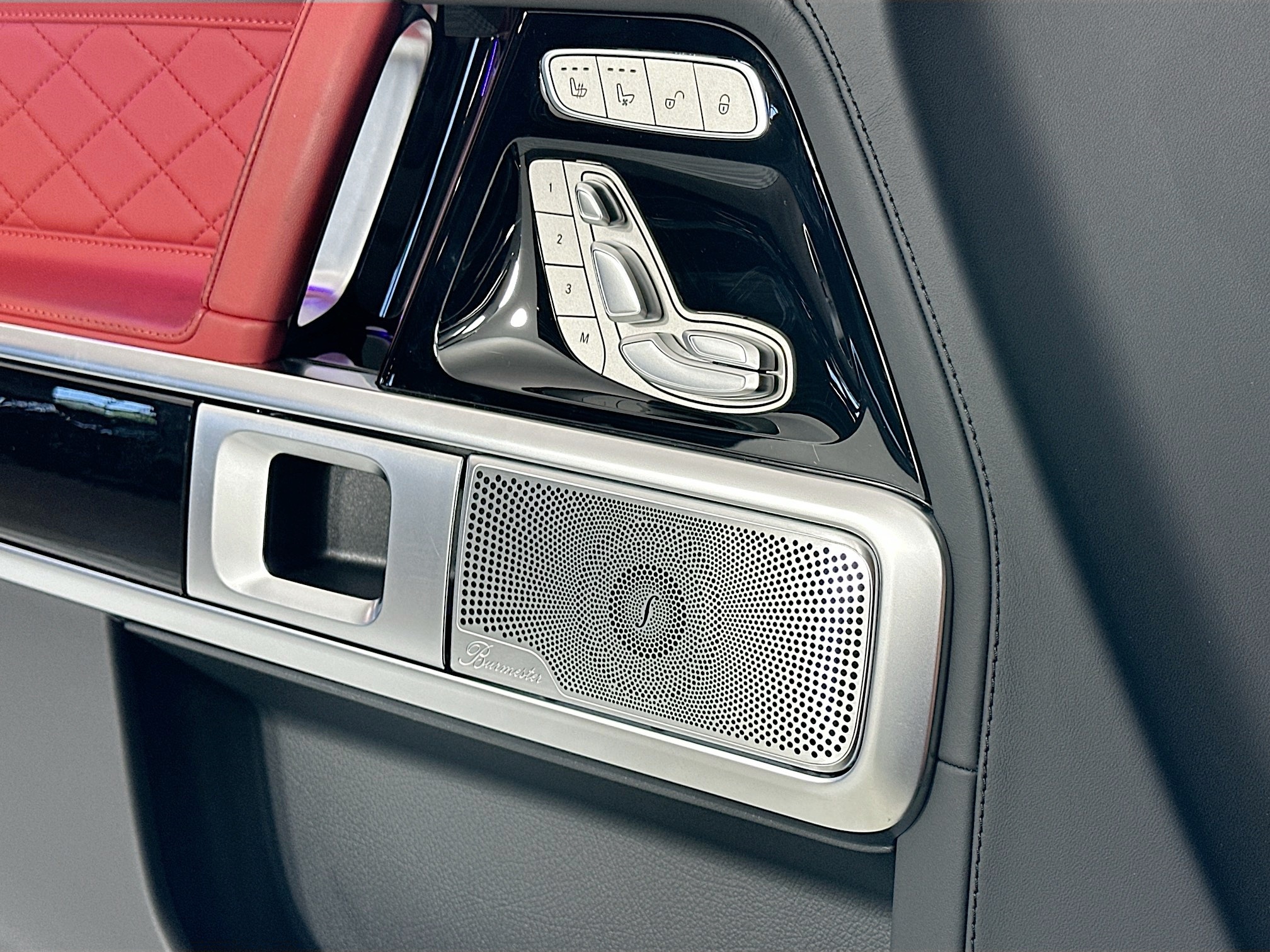 used 2023 Mercedes-Benz G-Class car, priced at $198,999