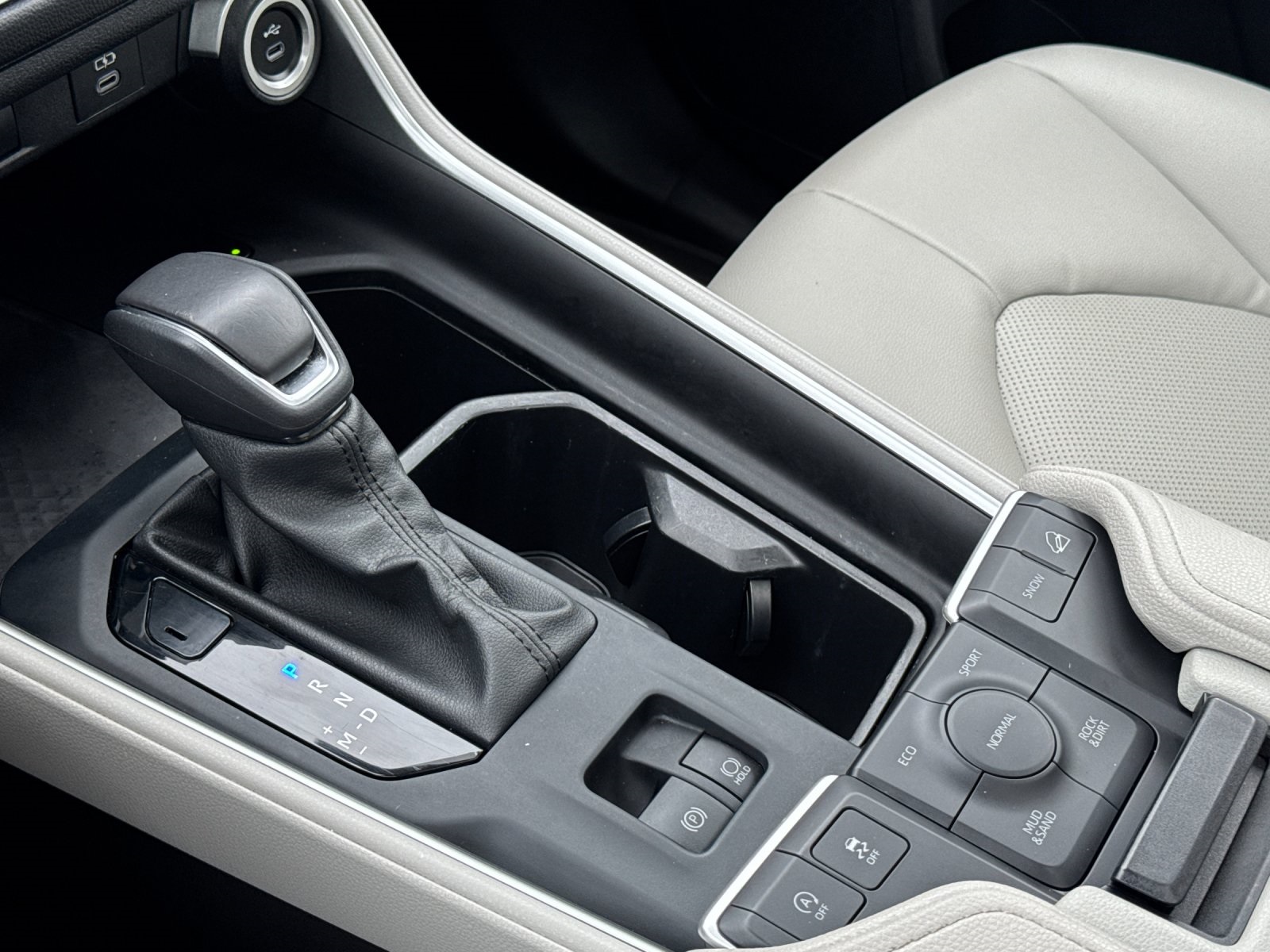 used 2024 Toyota Grand Highlander car, priced at $46,498