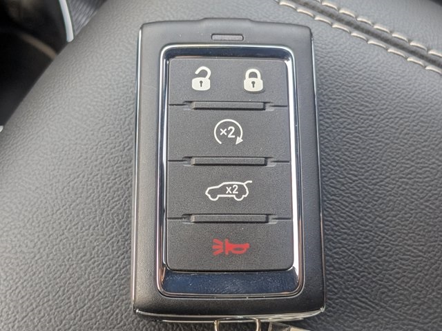 new 2025 Jeep Grand Cherokee car, priced at $30,920