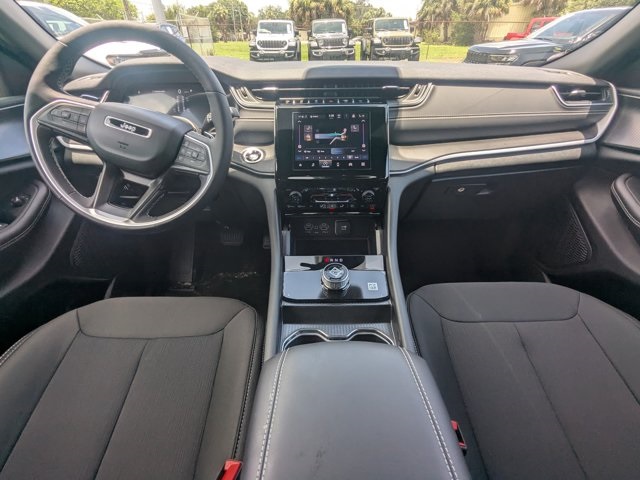 new 2025 Jeep Grand Cherokee car, priced at $30,920
