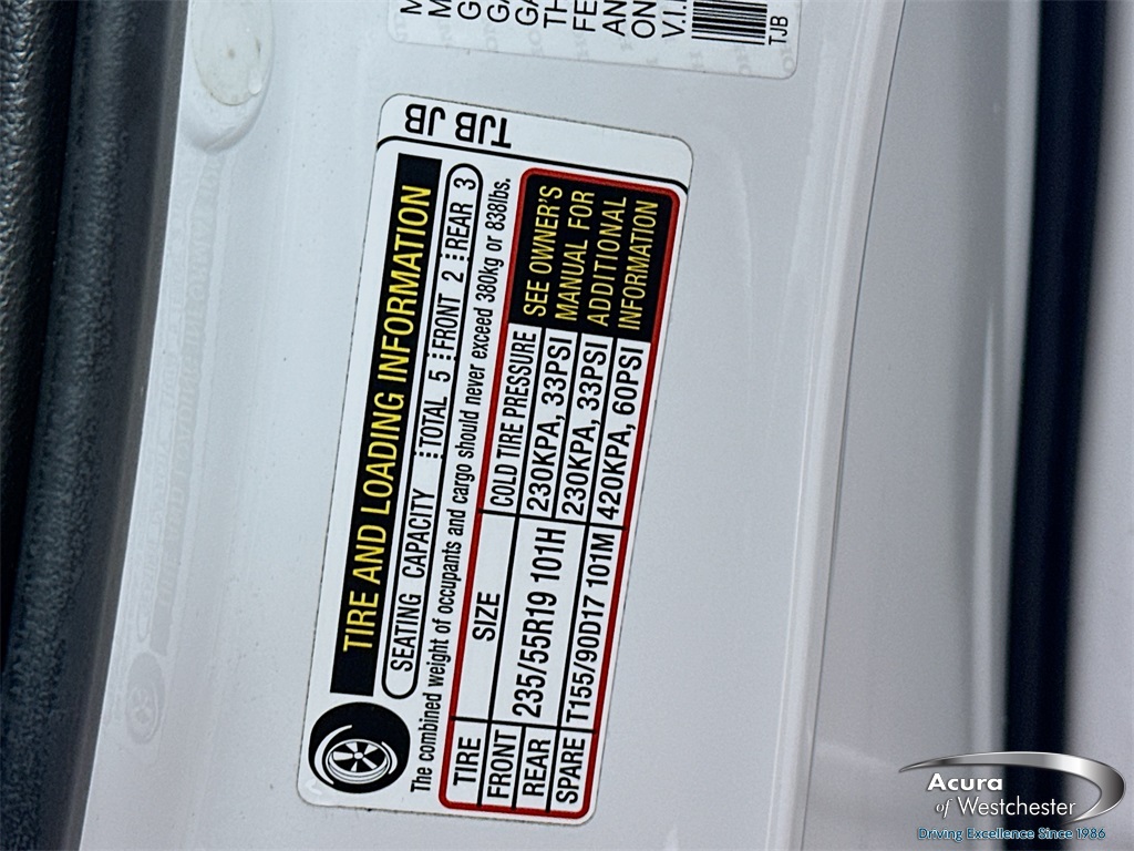 used 2023 Acura RDX car, priced at $34,299