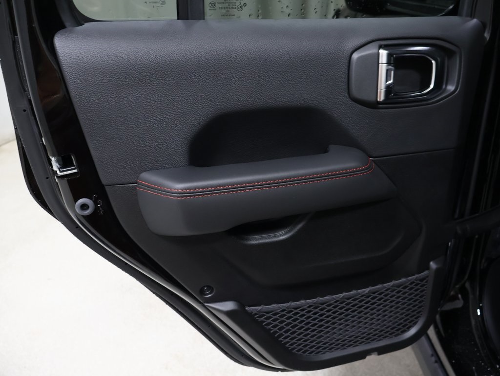new 2025 Jeep Gladiator car, priced at $55,610