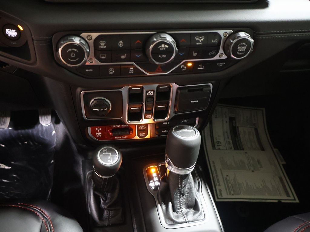 new 2025 Jeep Gladiator car, priced at $55,610