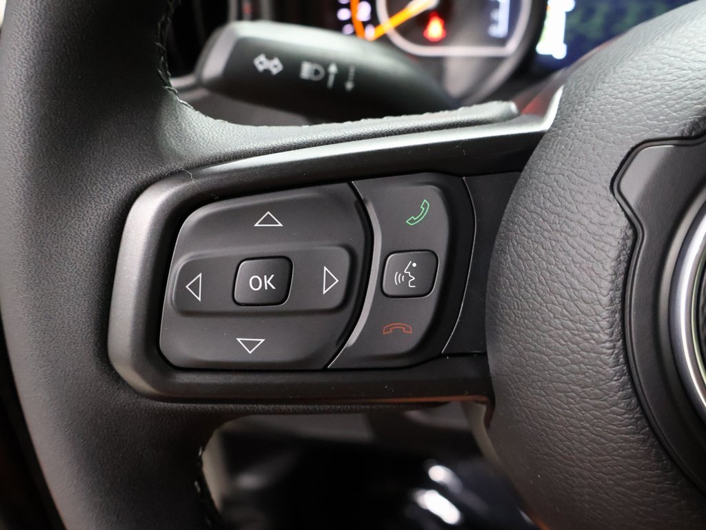 new 2025 Jeep Gladiator car, priced at $55,610