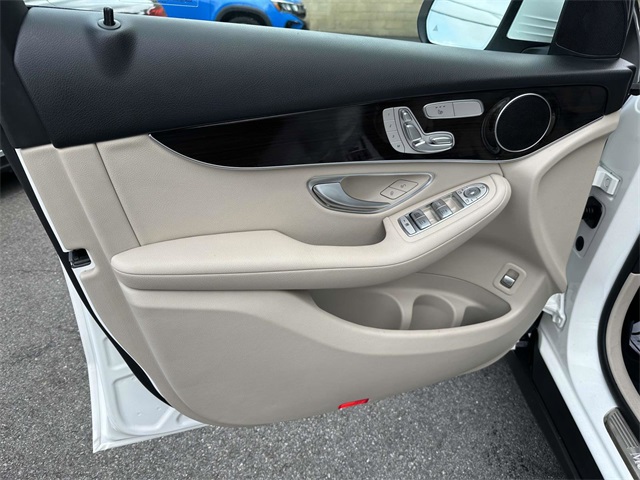 used 2022 Mercedes-Benz GLC car, priced at $36,991