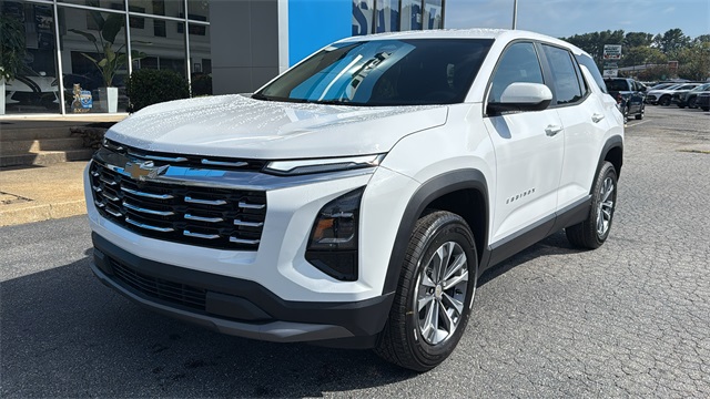 new 2026 Chevrolet Equinox car, priced at $30,735