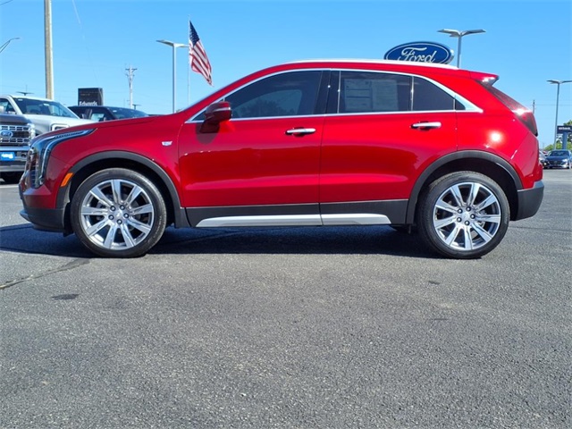 used 2022 Cadillac XT4 car, priced at $27,650