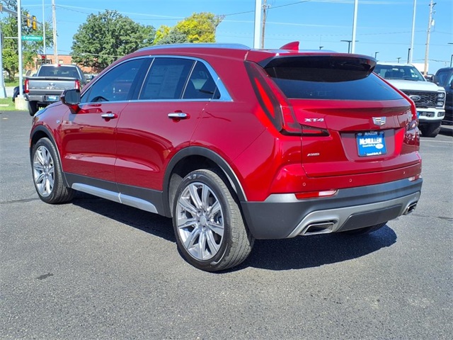 used 2022 Cadillac XT4 car, priced at $27,650